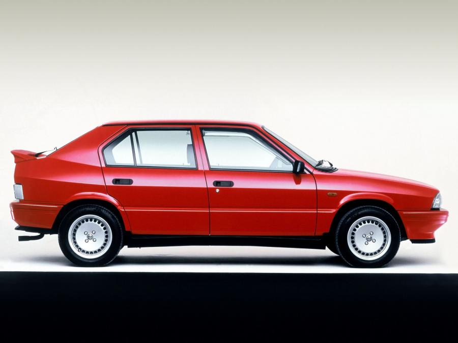  Alfa Romeo 33 1.7 Quadrifoglio Verde (905) 1986 года  (фото 5 из 9)